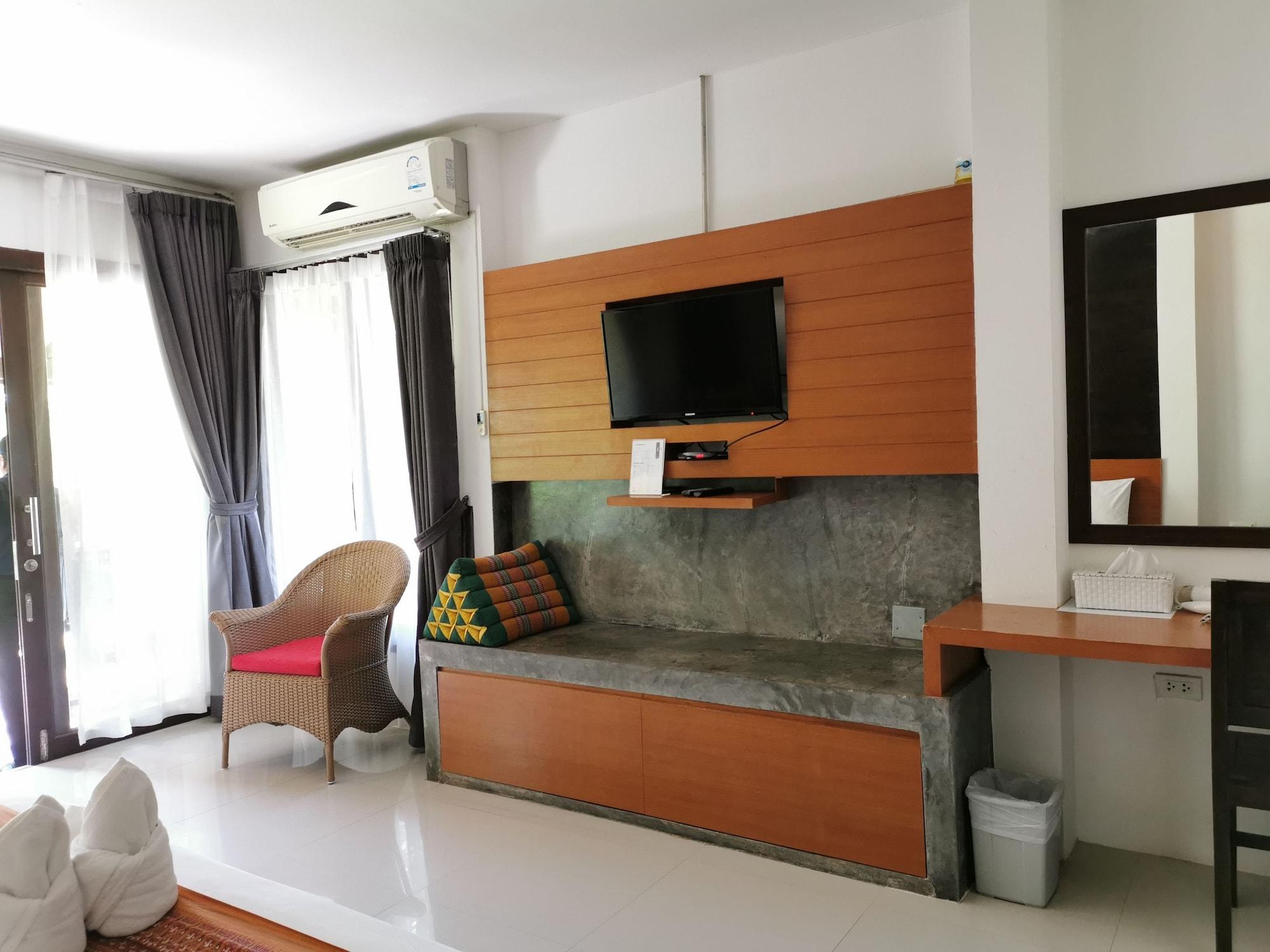 Nana Beach Hotel & Resort Pathiu Екстериор снимка