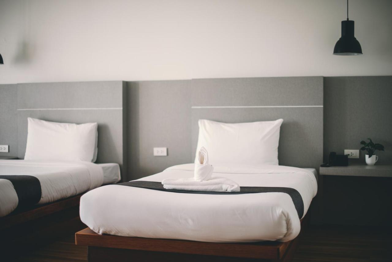 Nana Beach Hotel & Resort Pathiu Екстериор снимка