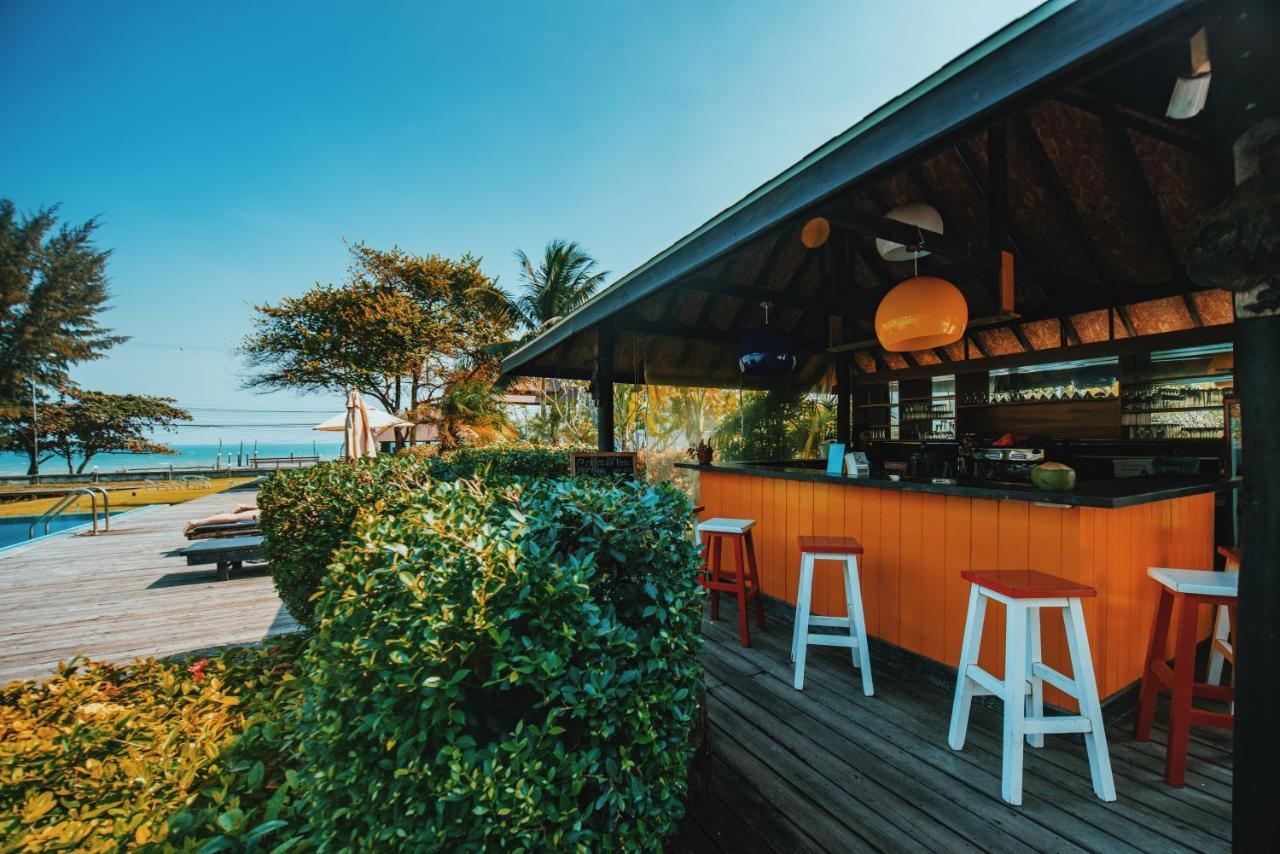 Nana Beach Hotel & Resort Pathiu Екстериор снимка